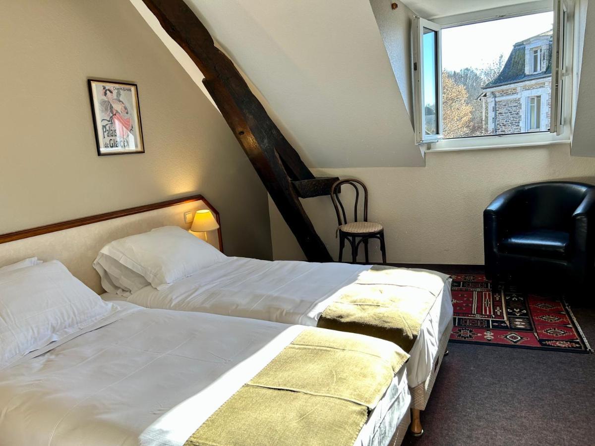 Logis Hotel Teyssier Uzerche Exterior photo